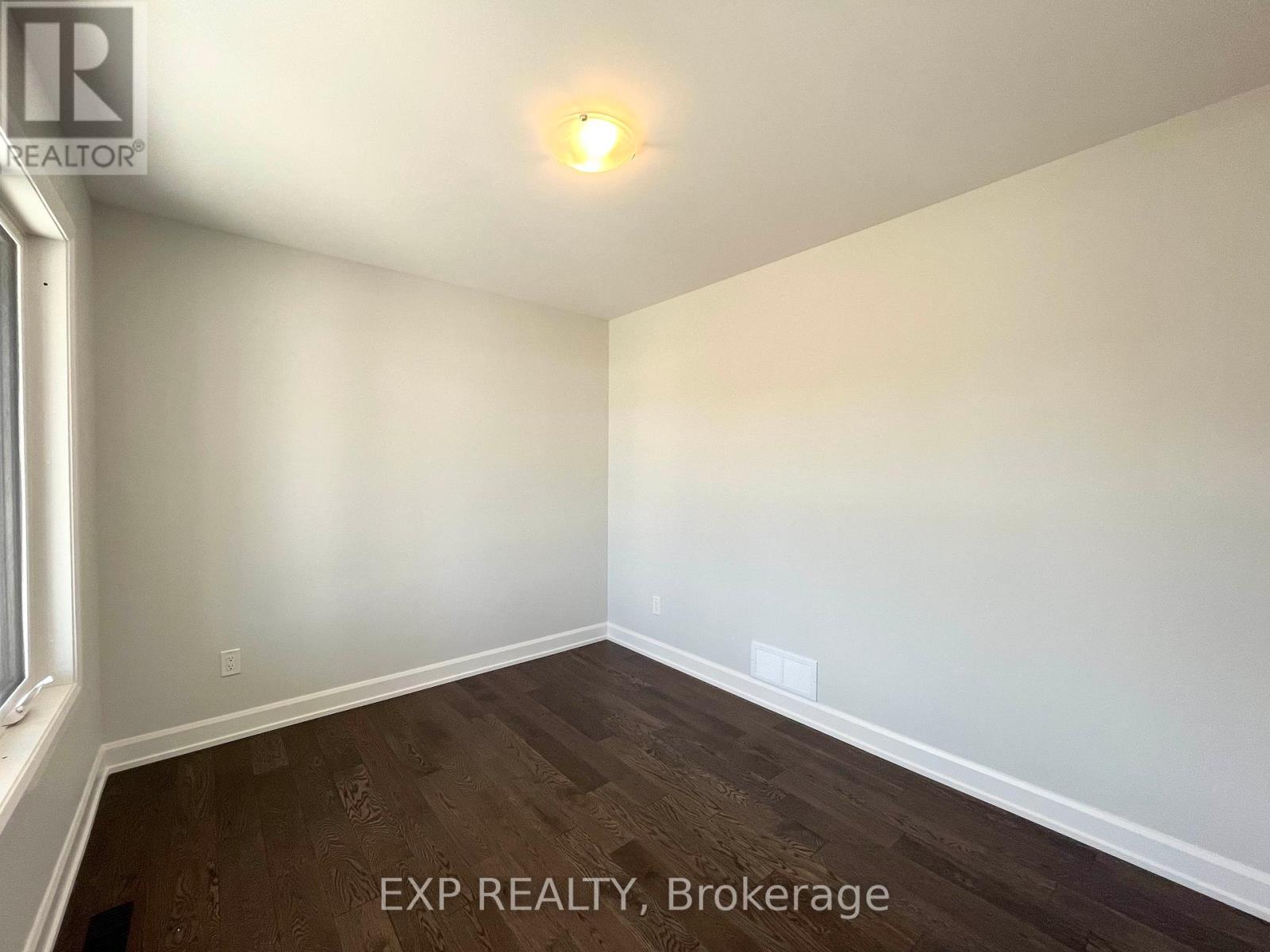 827 Solidex Place