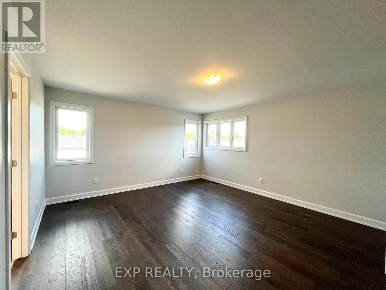827 Solidex Place