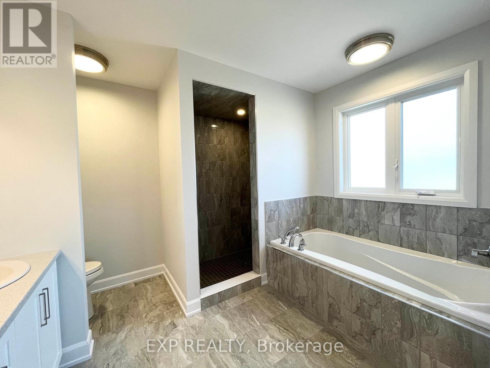 827 Solidex Place