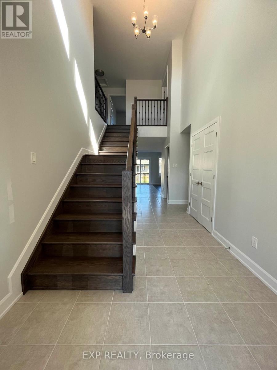 827 Solidex Place