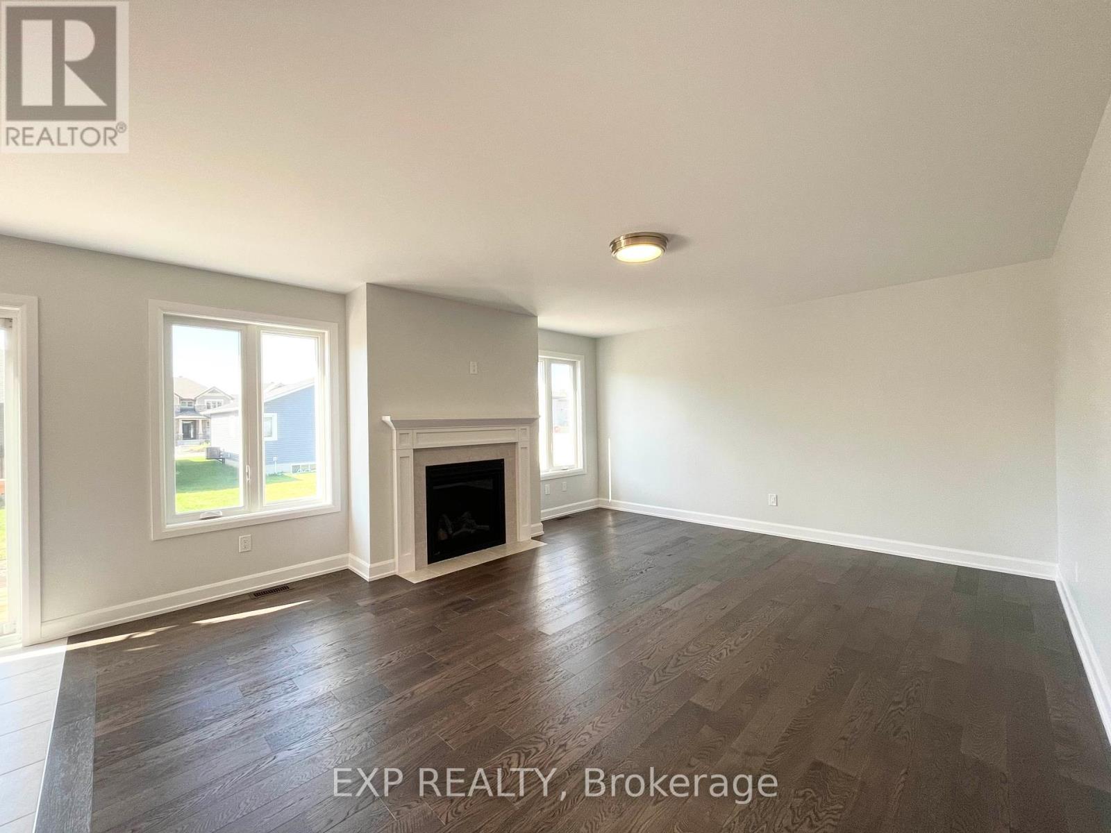 827 Solidex Place