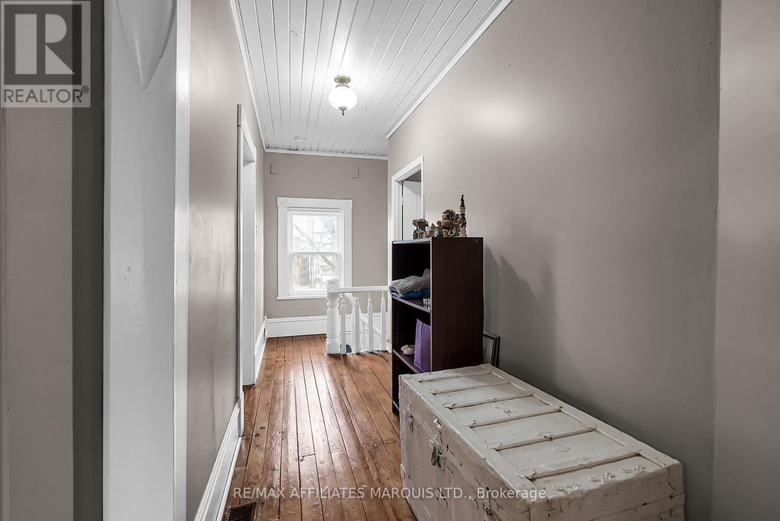 7 Spruce Street