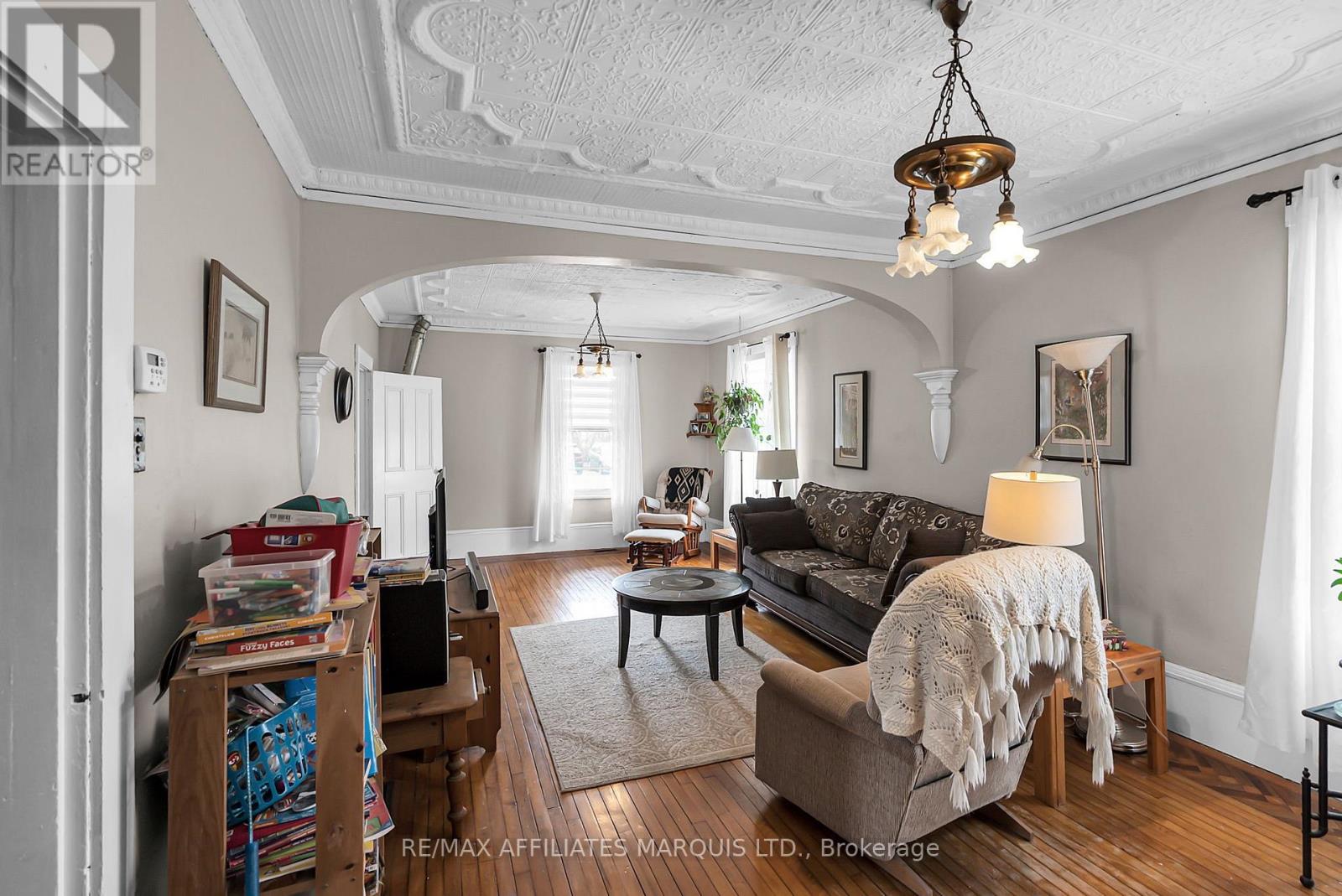 7 Spruce Street