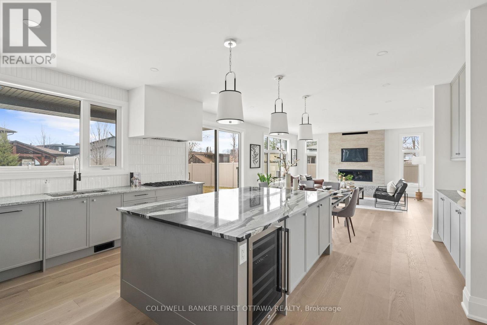 42 Parkland Crescent