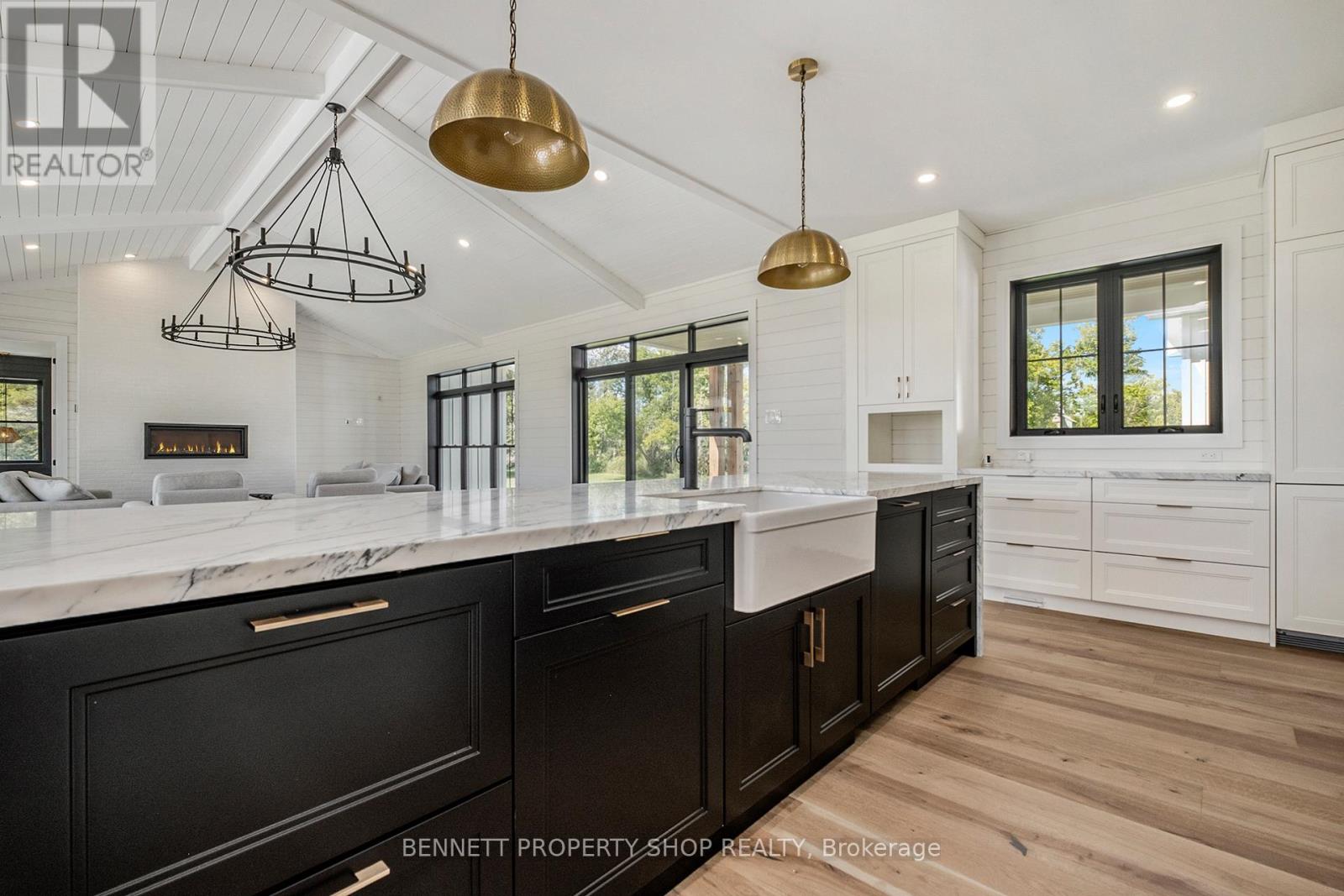 3978 Squire Road