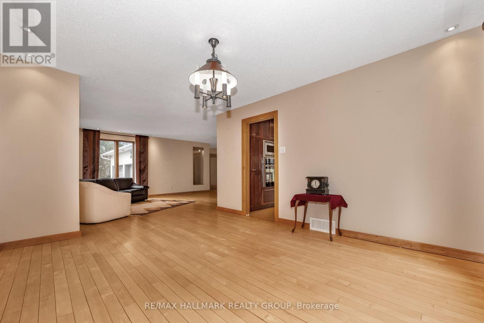 42 Twilight (davidson) Crescent