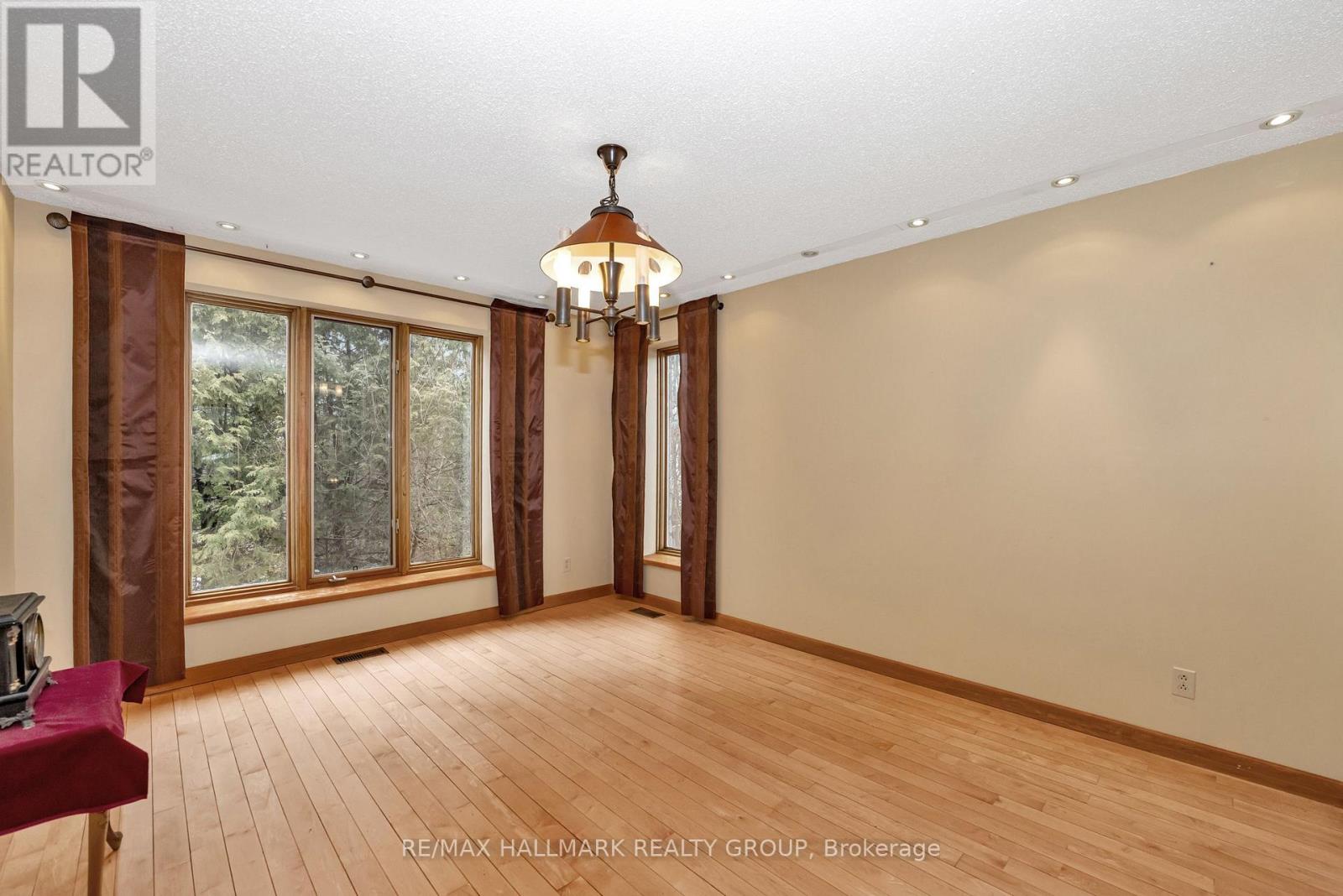 42 Twilight (davidson) Crescent