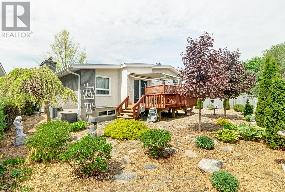 664 Glenhurst Crescent