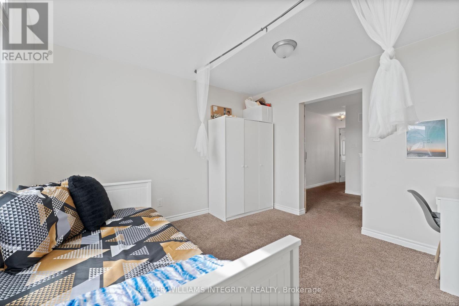 52 Oxalis Crescent