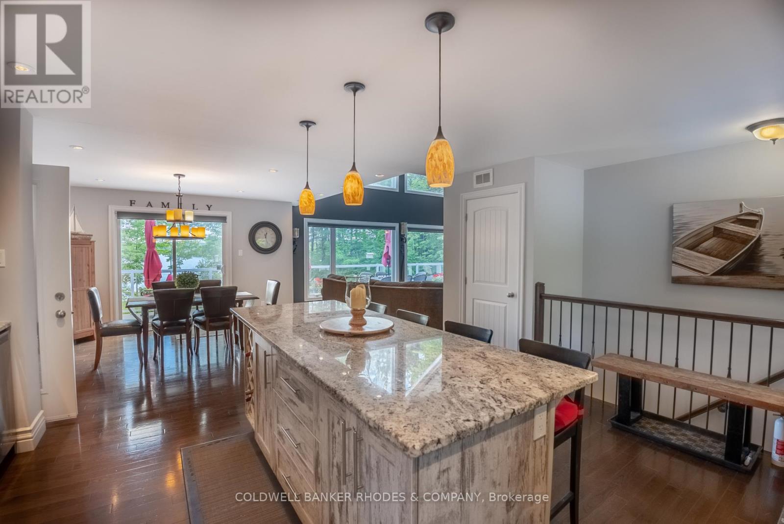 1045 Wabalac Road