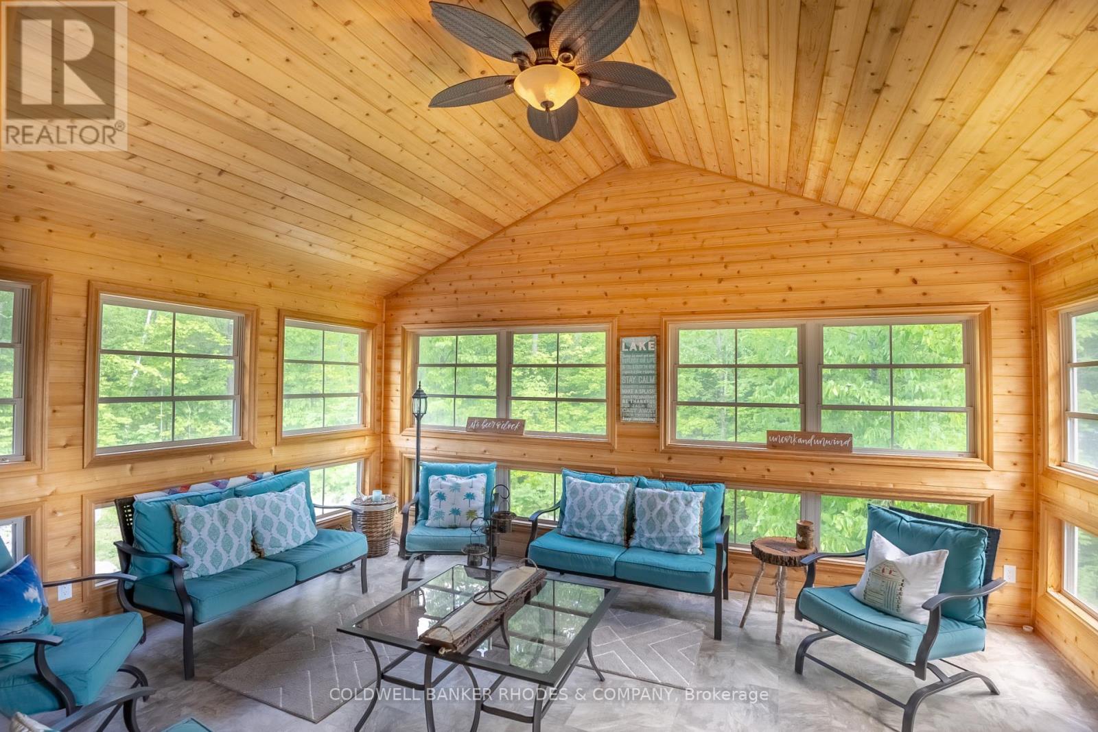 1045 Wabalac Road