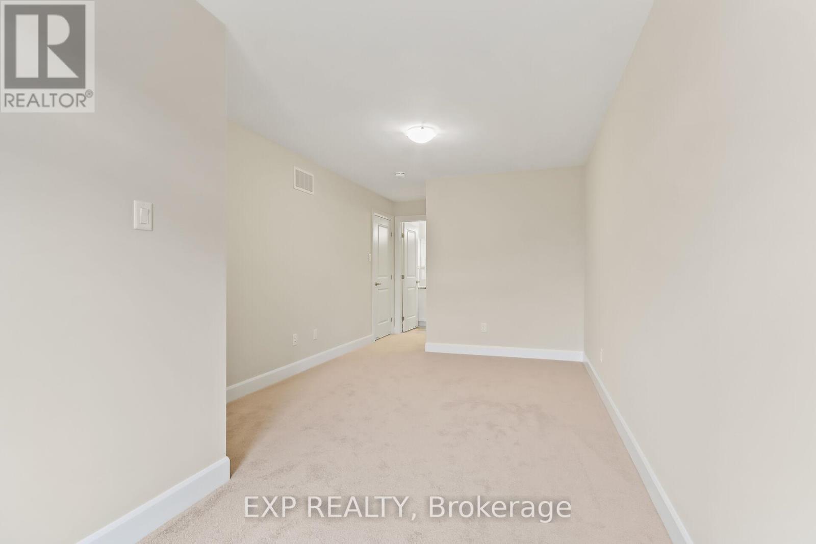 213 Hooper Street