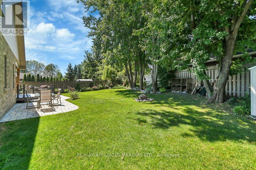 6798 Riverview Drive
