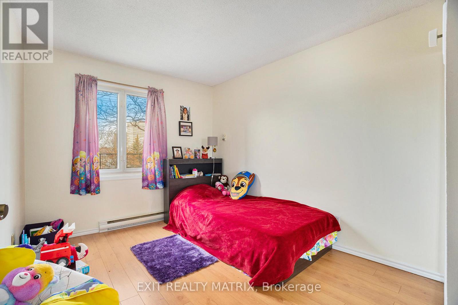 102 - 158b Mcarthur Avenue