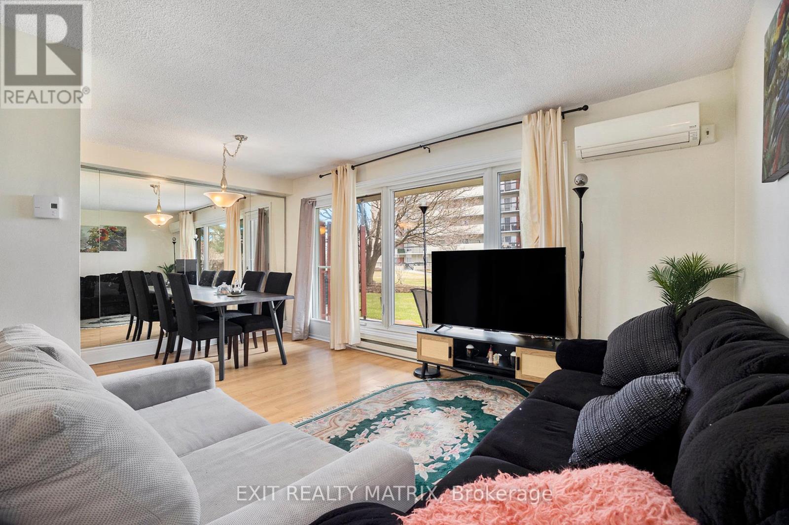 102 - 158b Mcarthur Avenue
