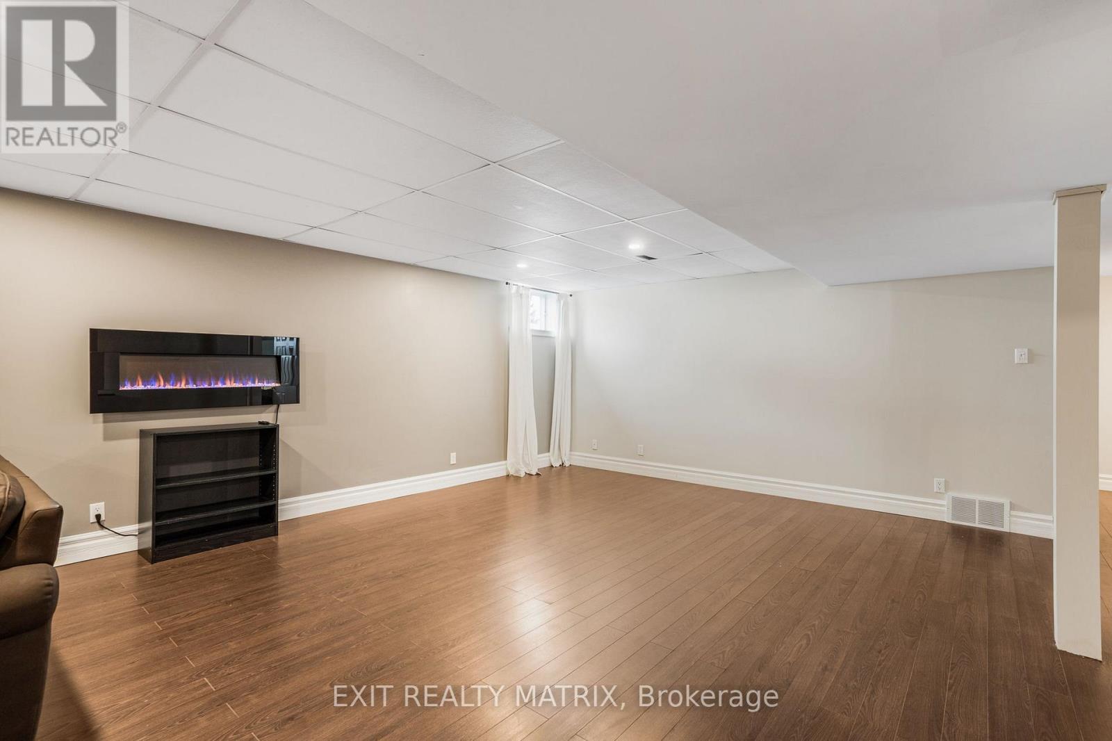84 Anik Street