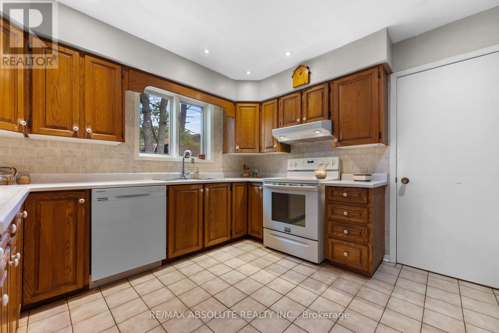 33 Old Orchard Lane