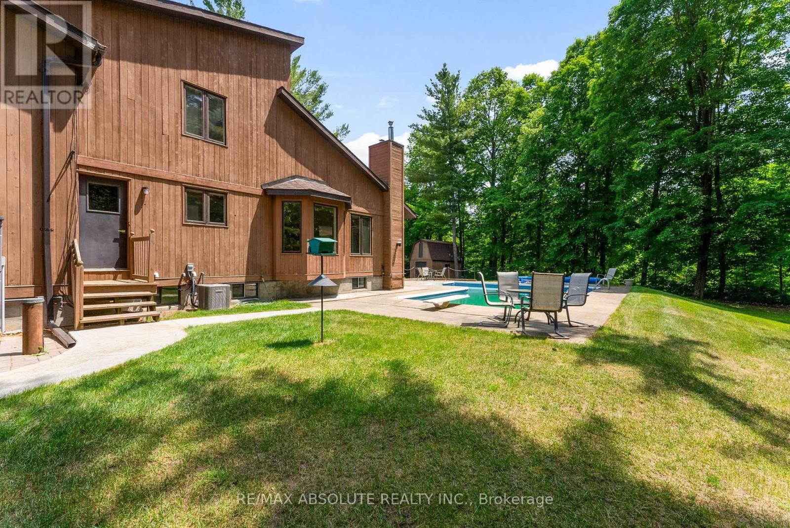 33 Old Orchard Lane