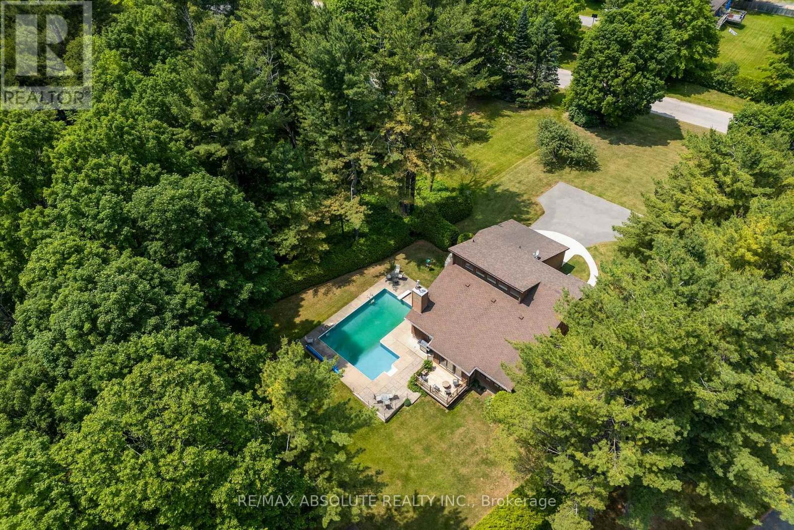 33 Old Orchard Lane