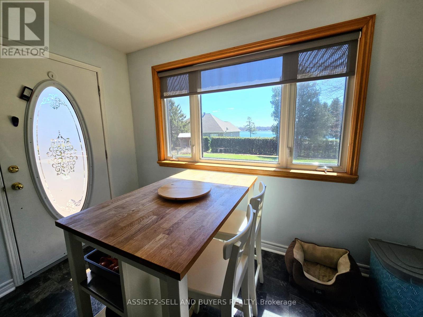 15206 Colonial Drive