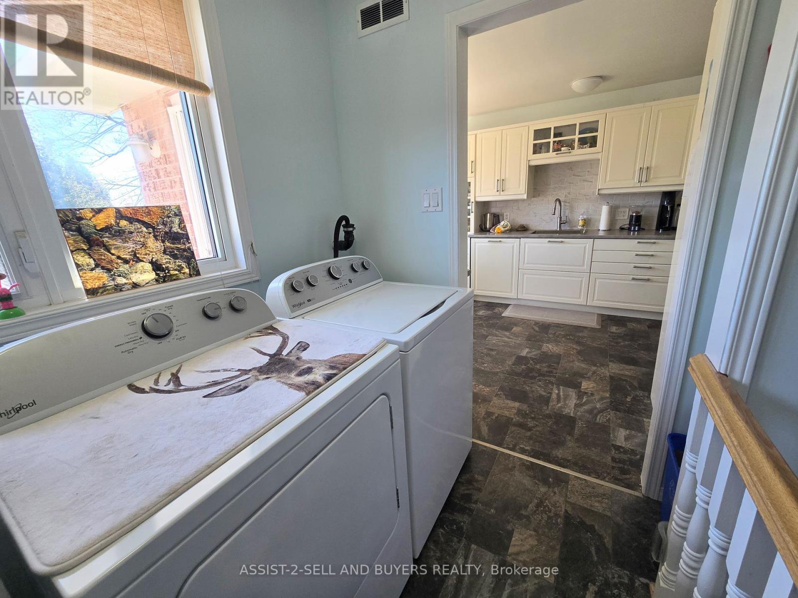 15206 Colonial Drive