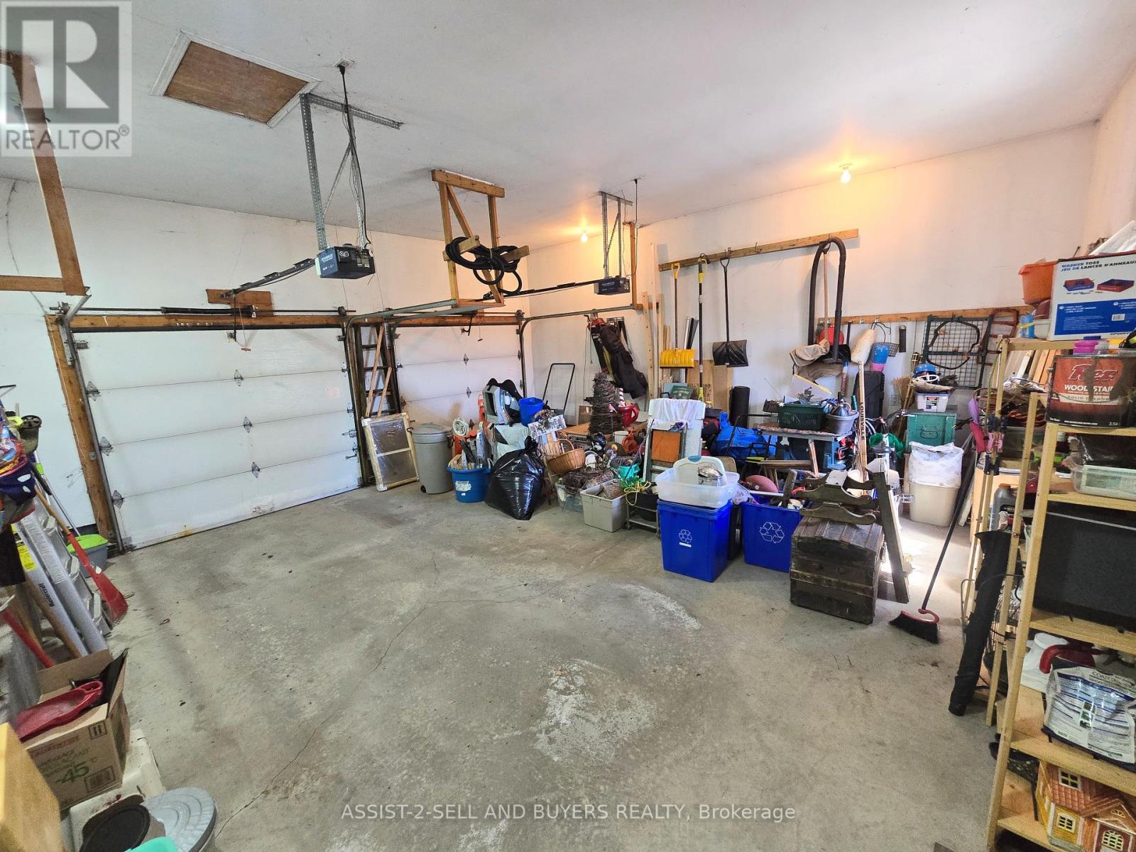 15206 Colonial Drive