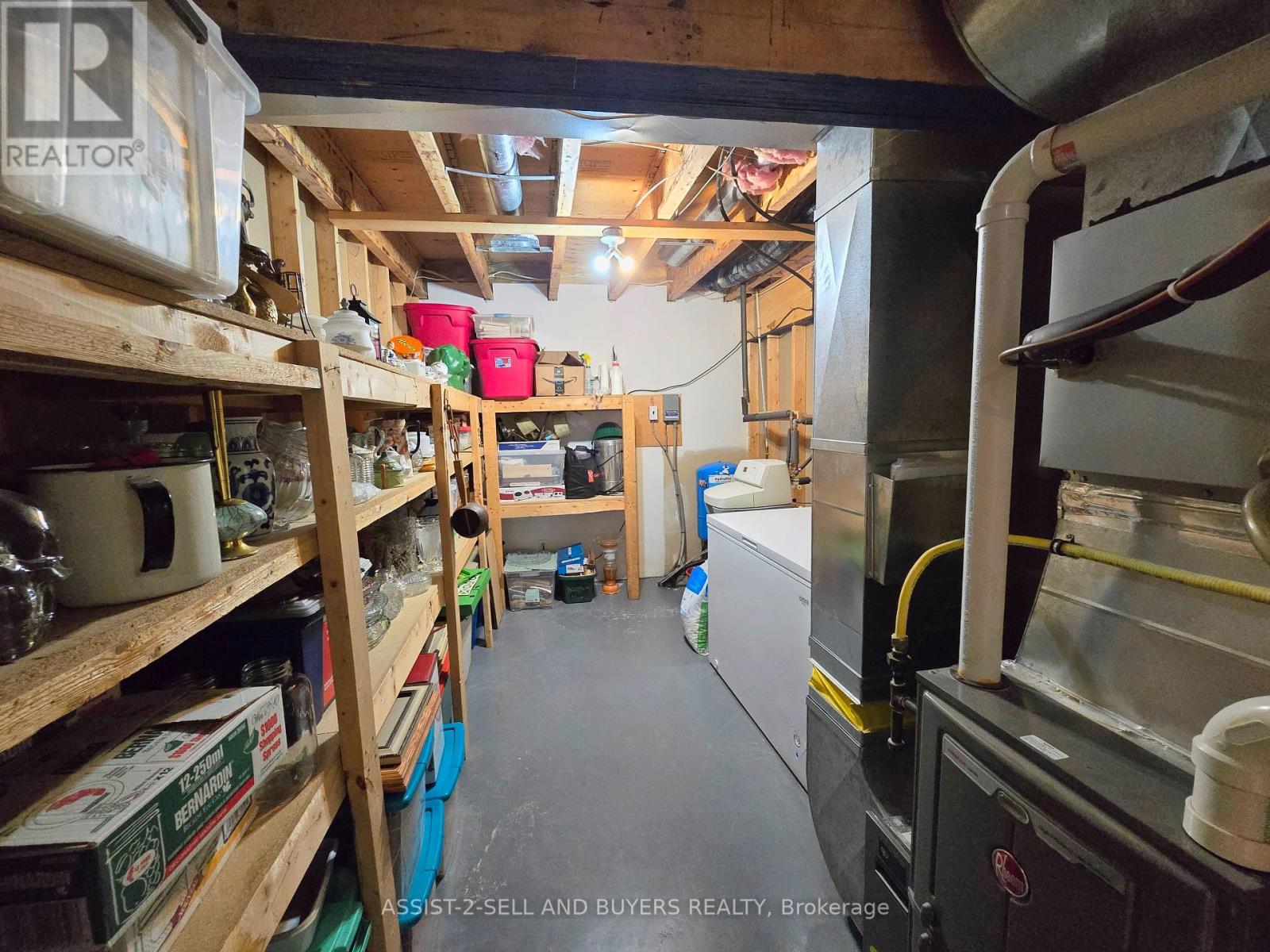 15206 Colonial Drive