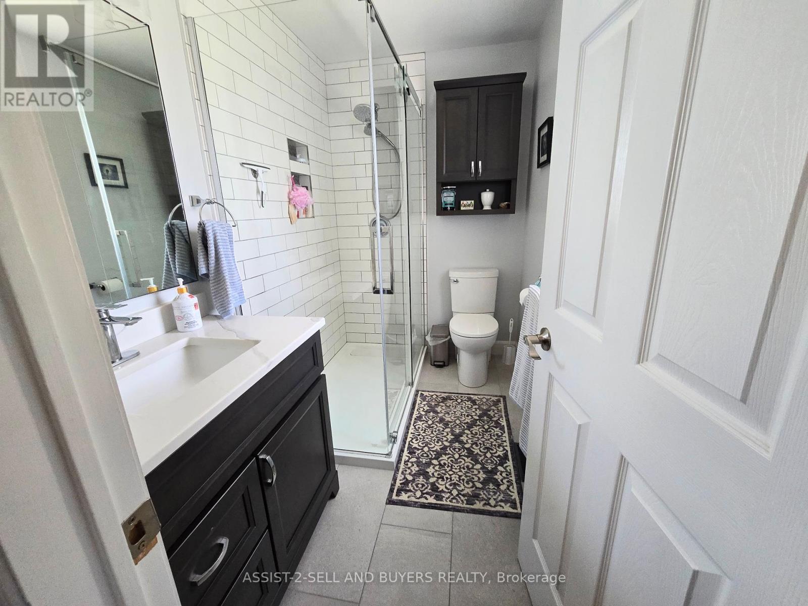 15206 Colonial Drive