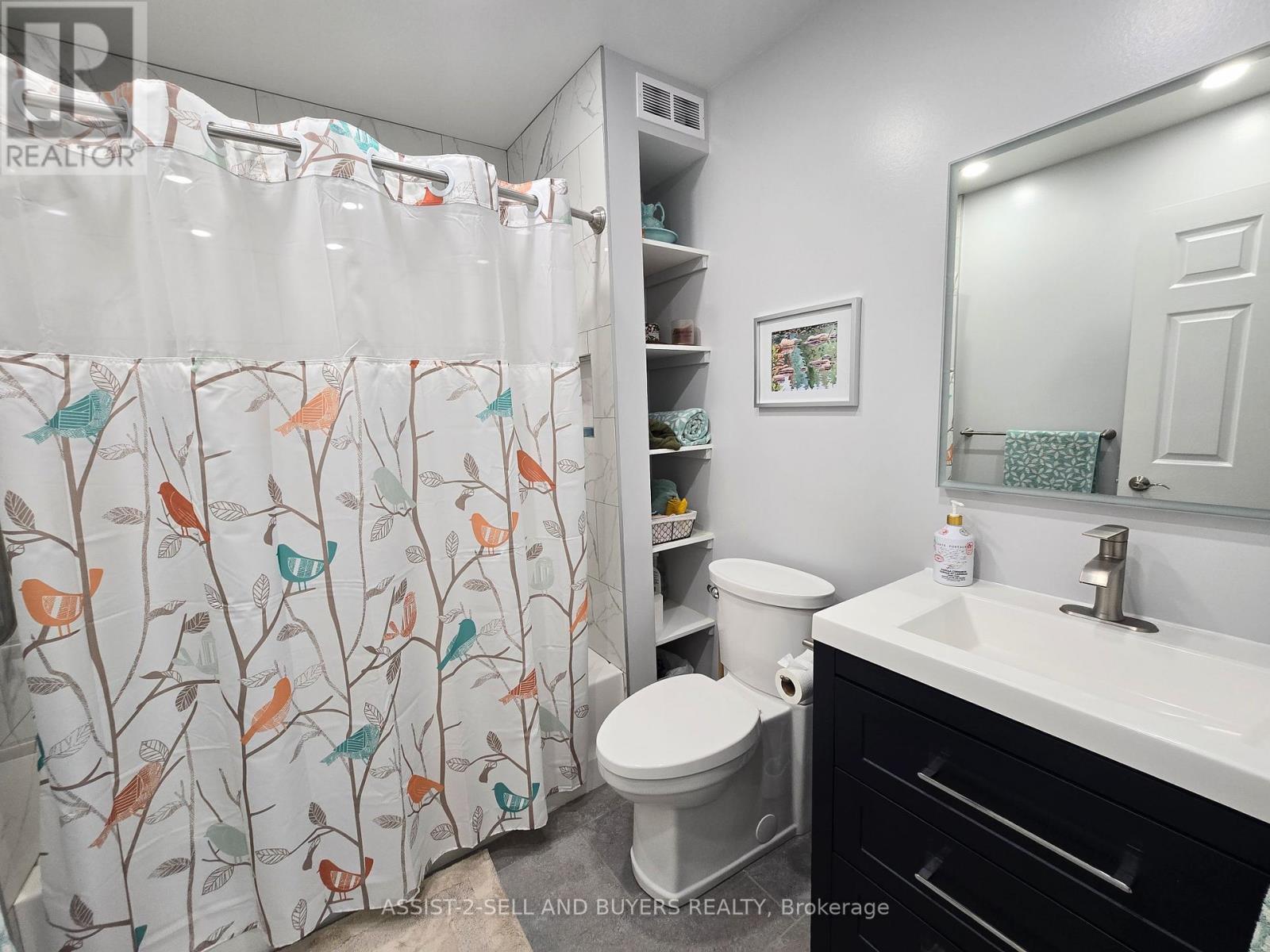 15206 Colonial Drive