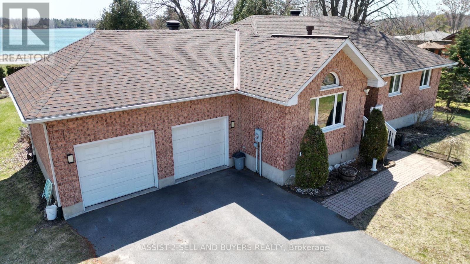 15206 Colonial Drive