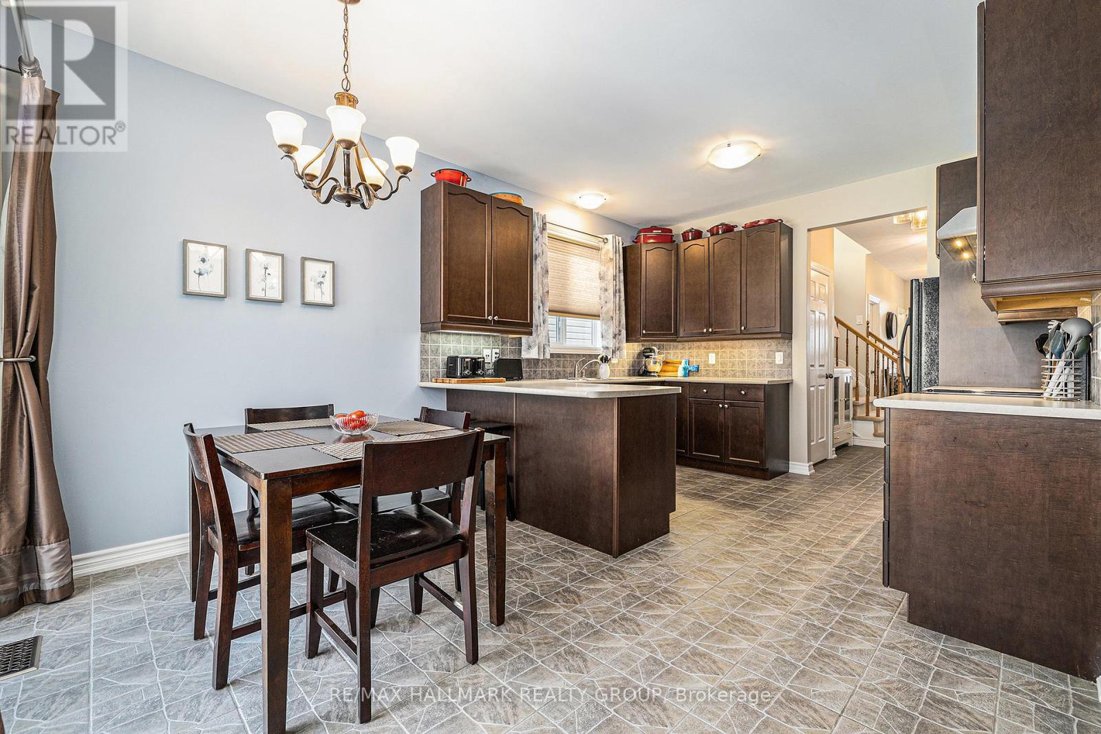 220 Celtic Ridge Crescent