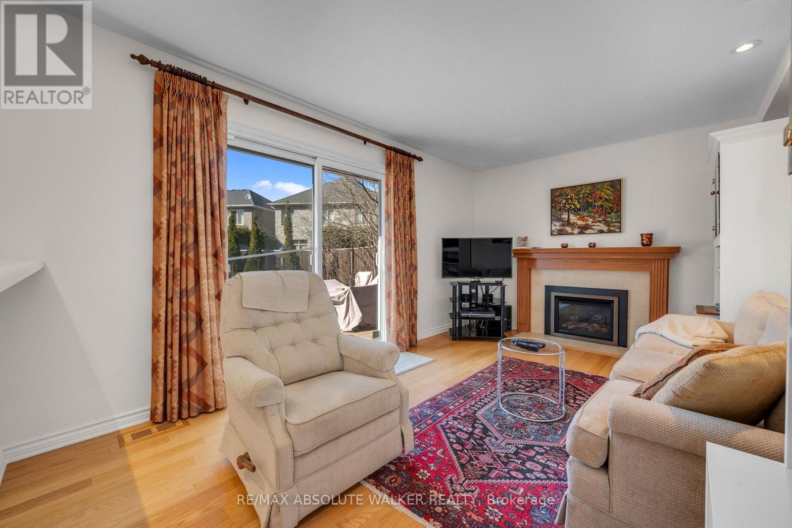 3 Hallowell Court