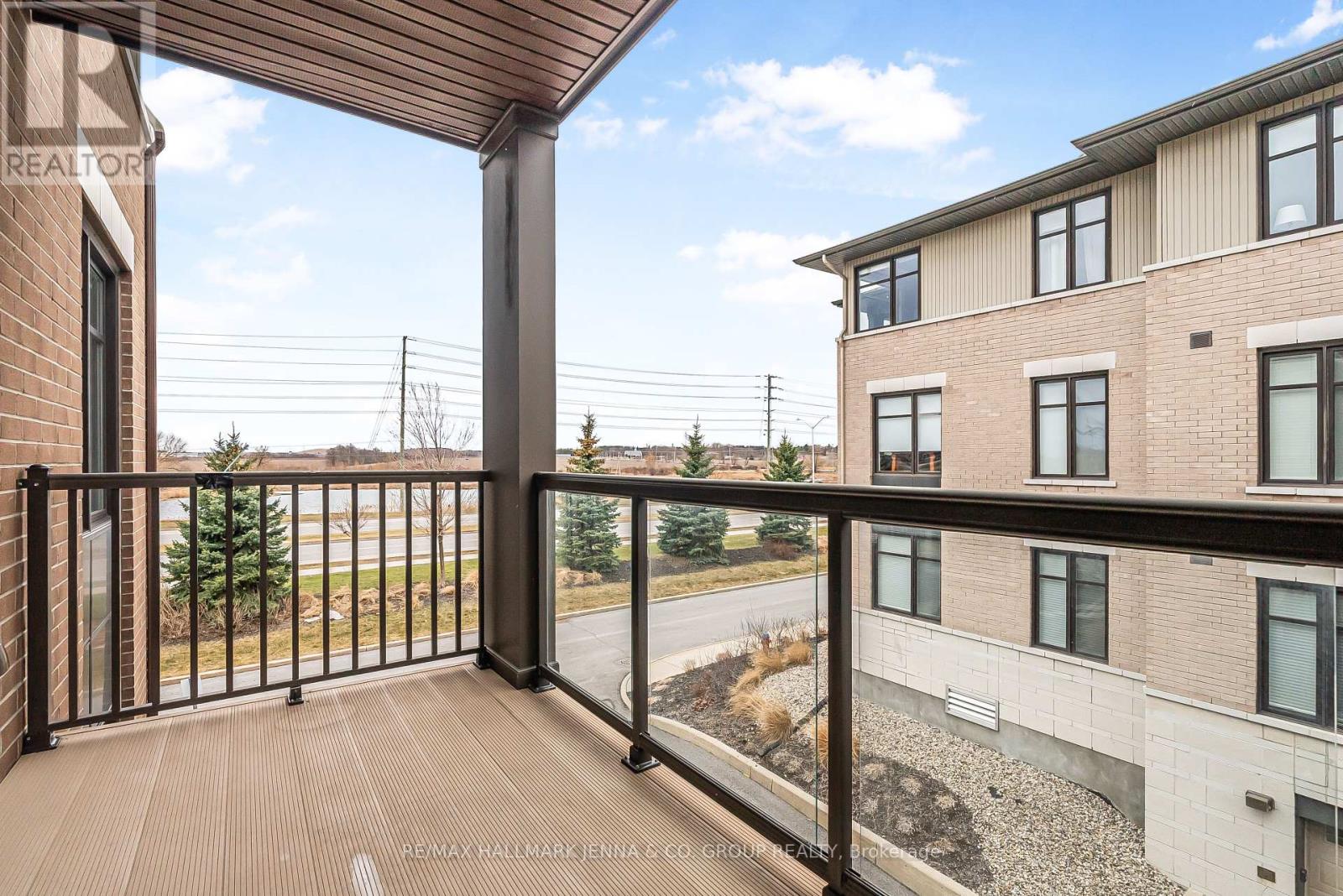 201 - 140 Guelph Private