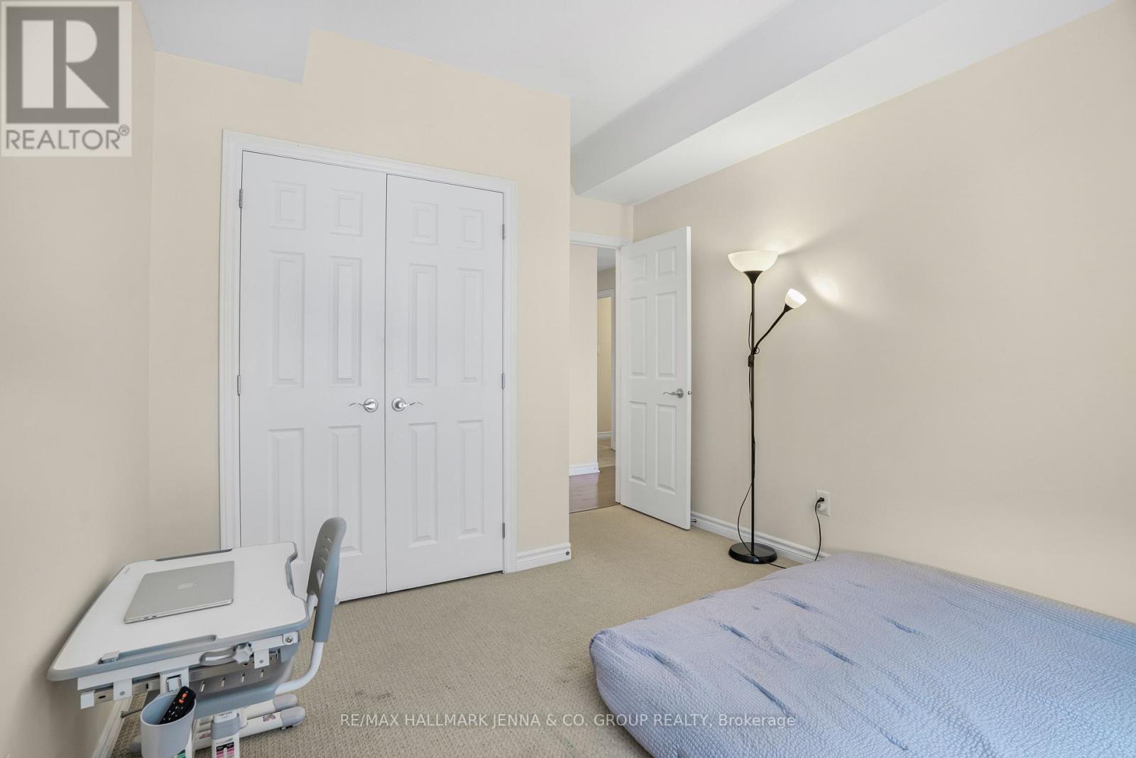 201 - 140 Guelph Private