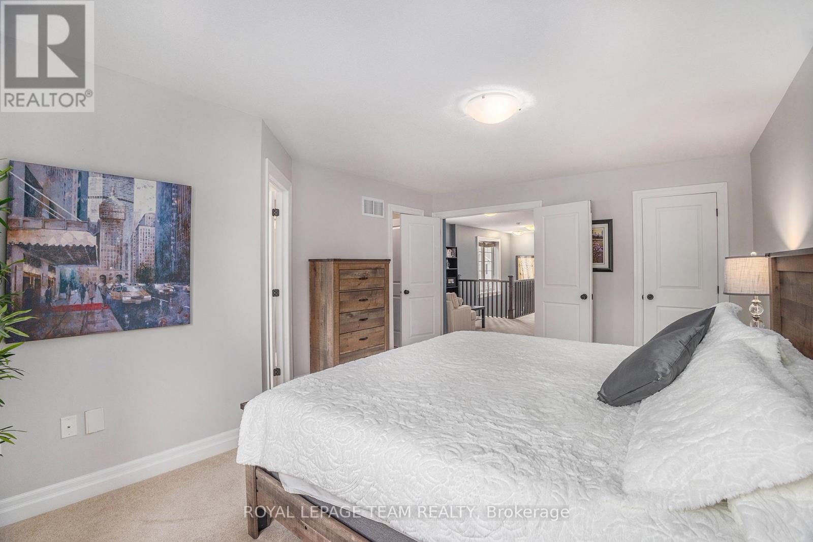 115 Laramie Crescent