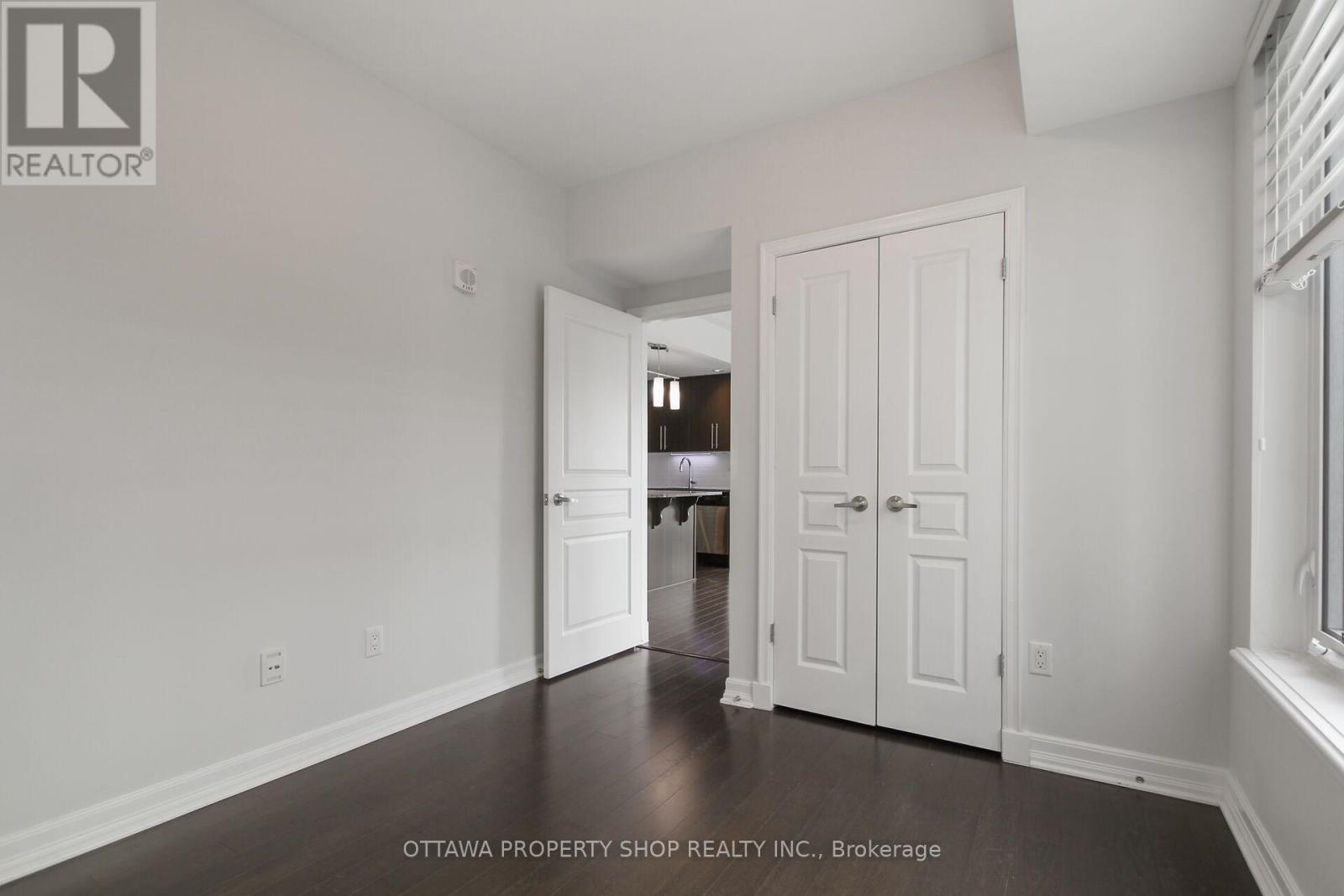 1205 - 238 Besserer Street