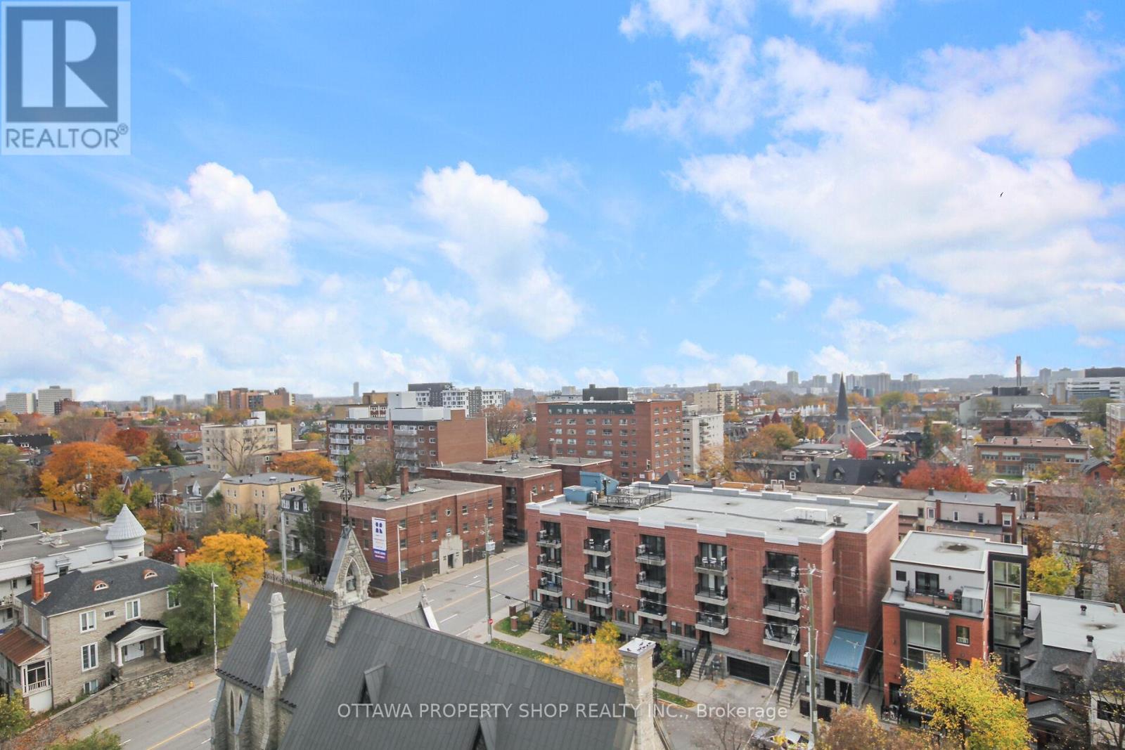 1205 - 238 Besserer Street