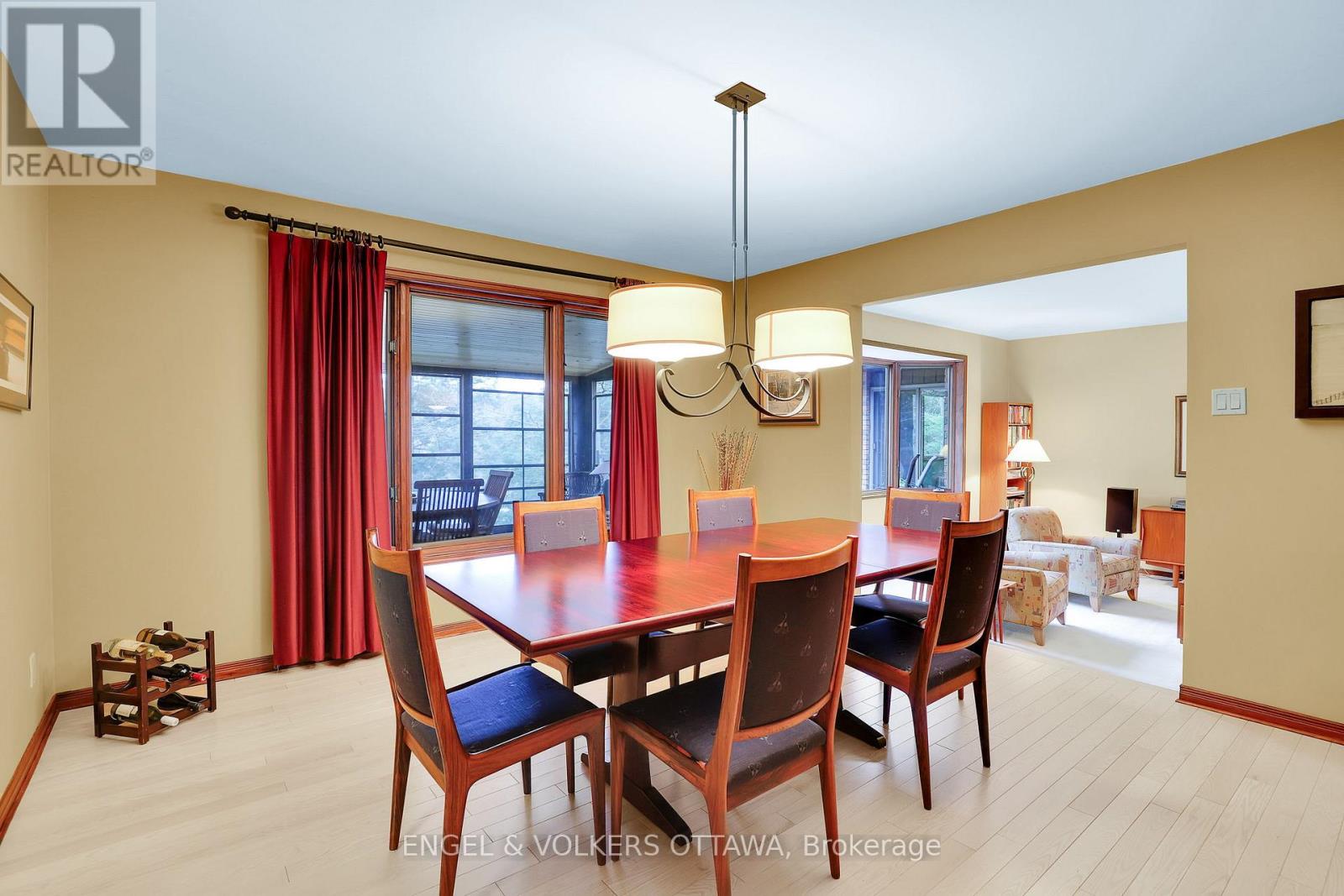 7 Deerfield Drive