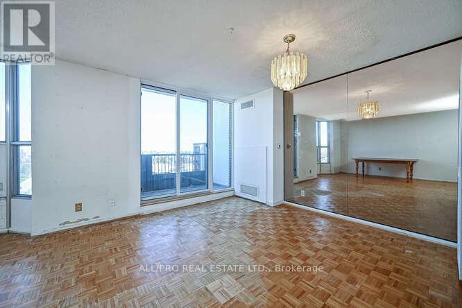 Unit 1215 - 2951 Riverside Drive E