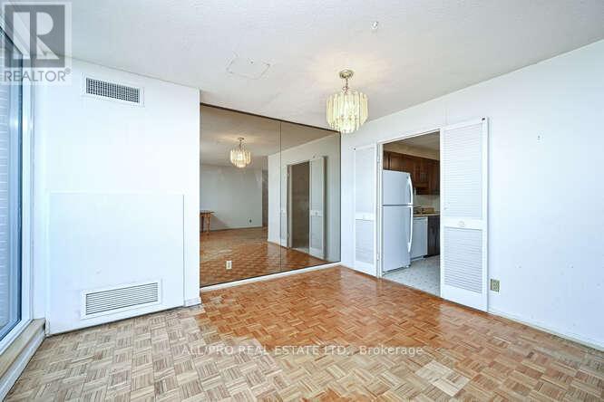 Unit 1215 - 2951 Riverside Drive E