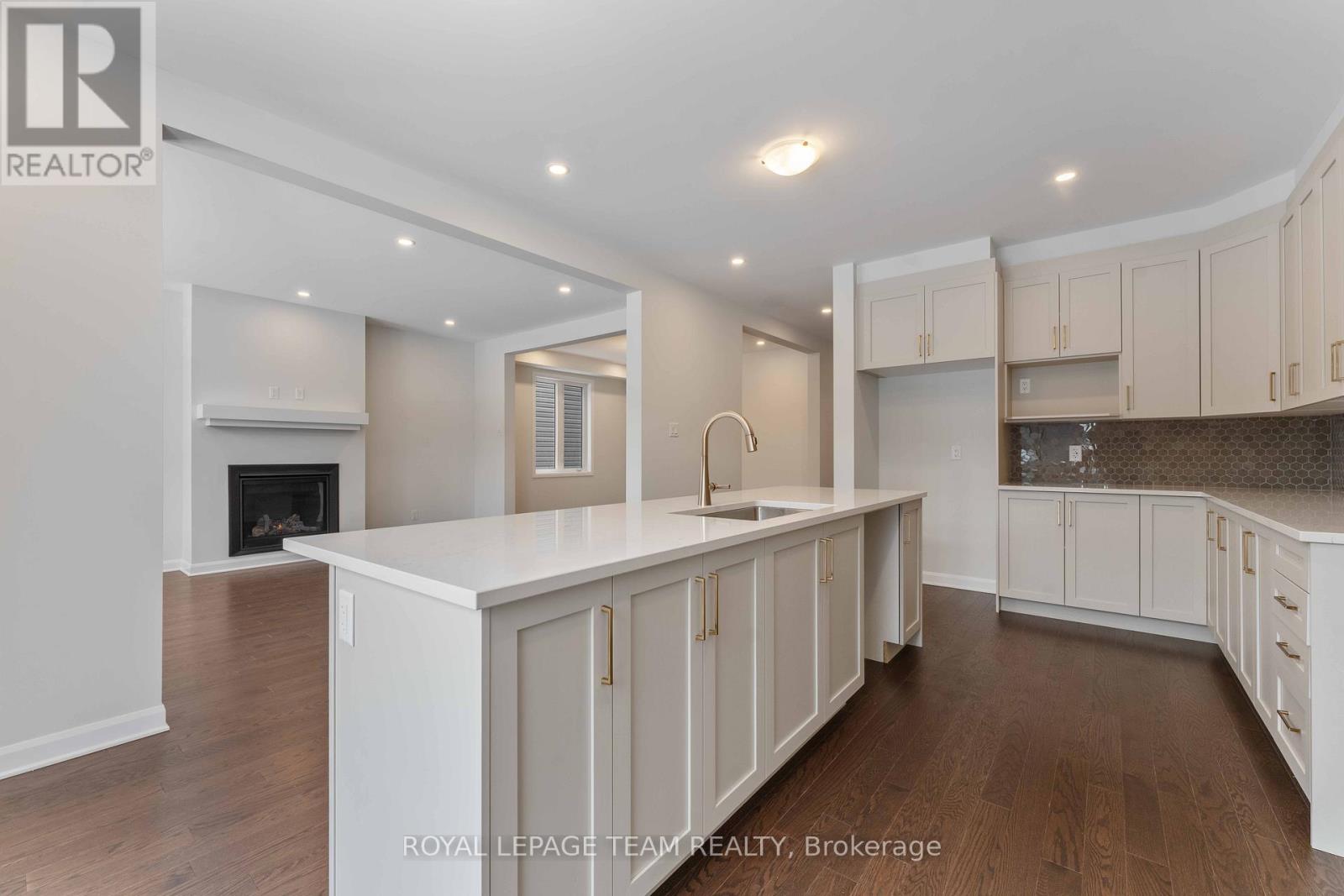 3205 Starboard Street