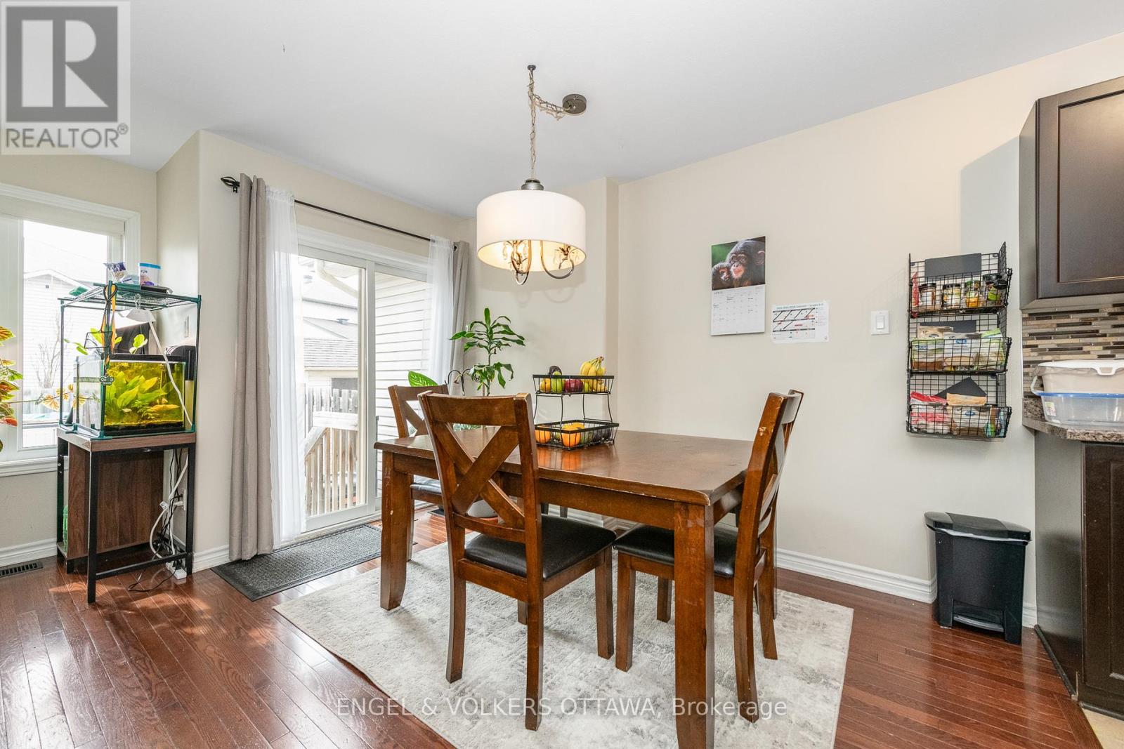 968 Linaria Walk