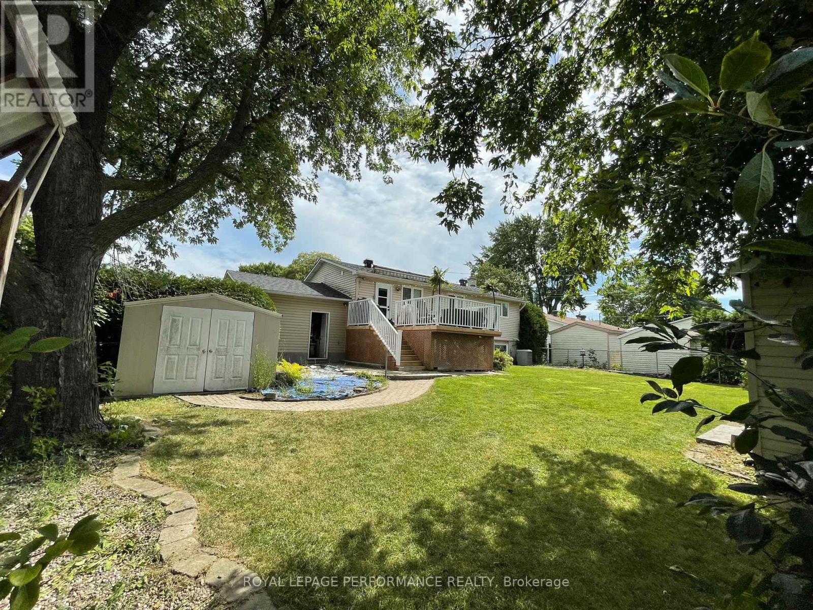 1524 Beaconfield Street