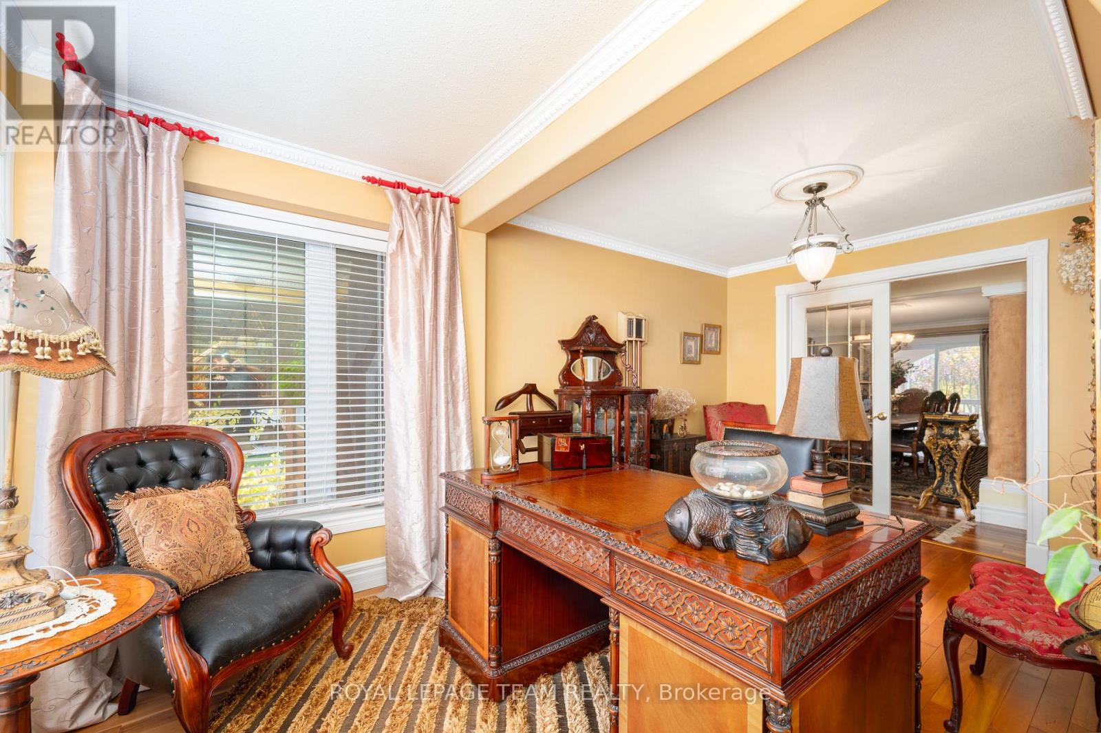 1100 Moffatt Drive