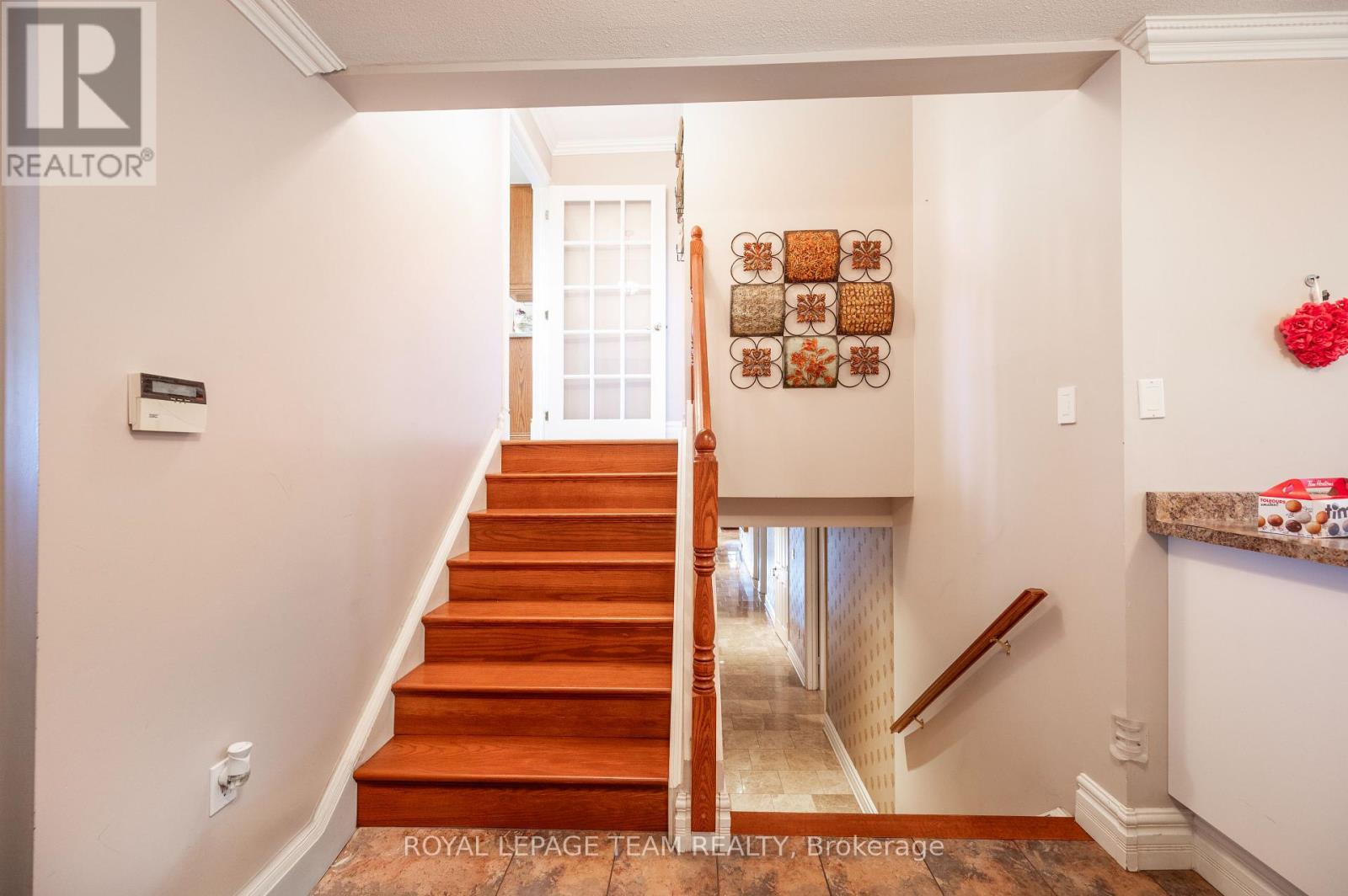 1100 Moffatt Drive