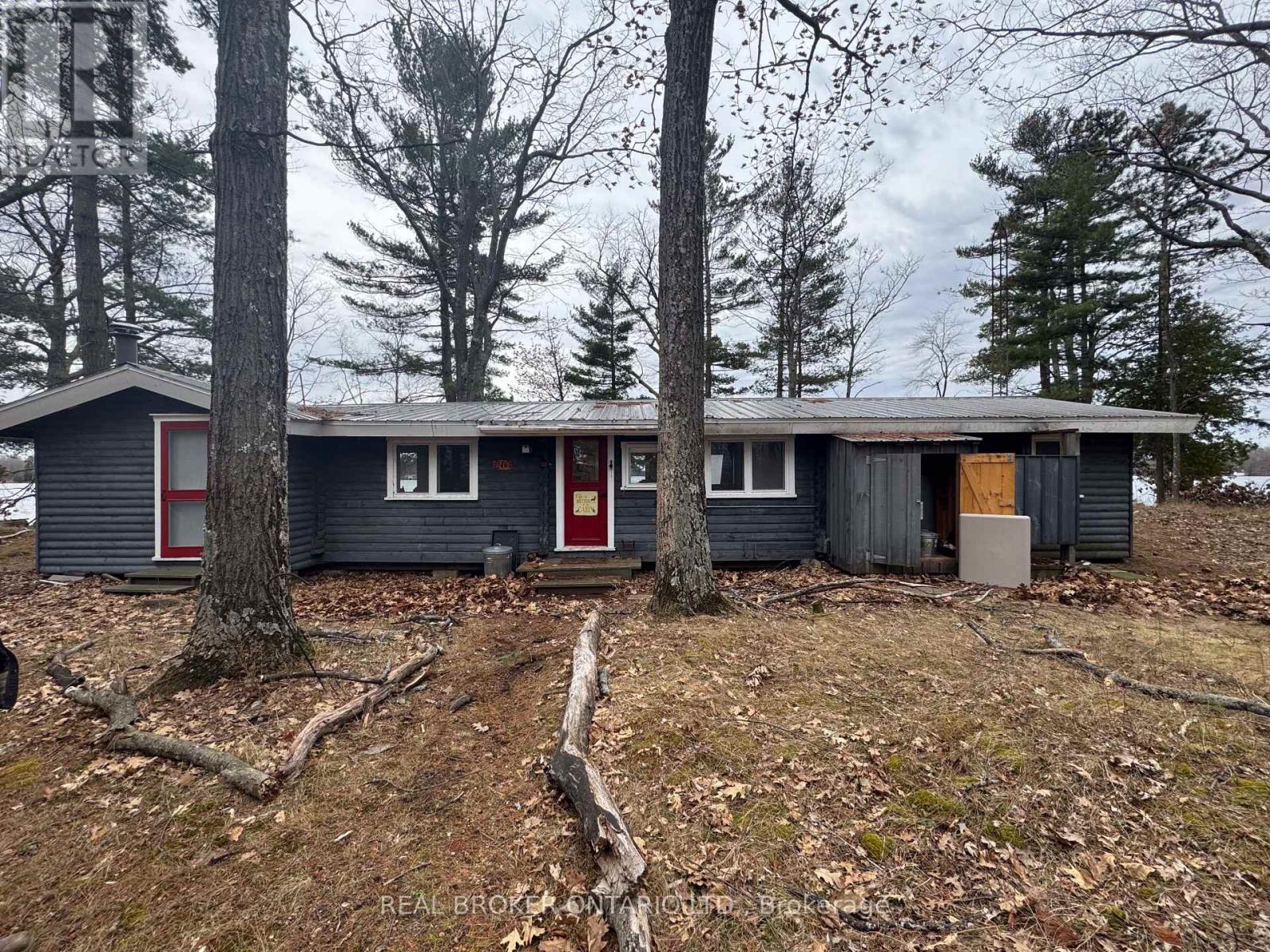 101 Fairclough Island
