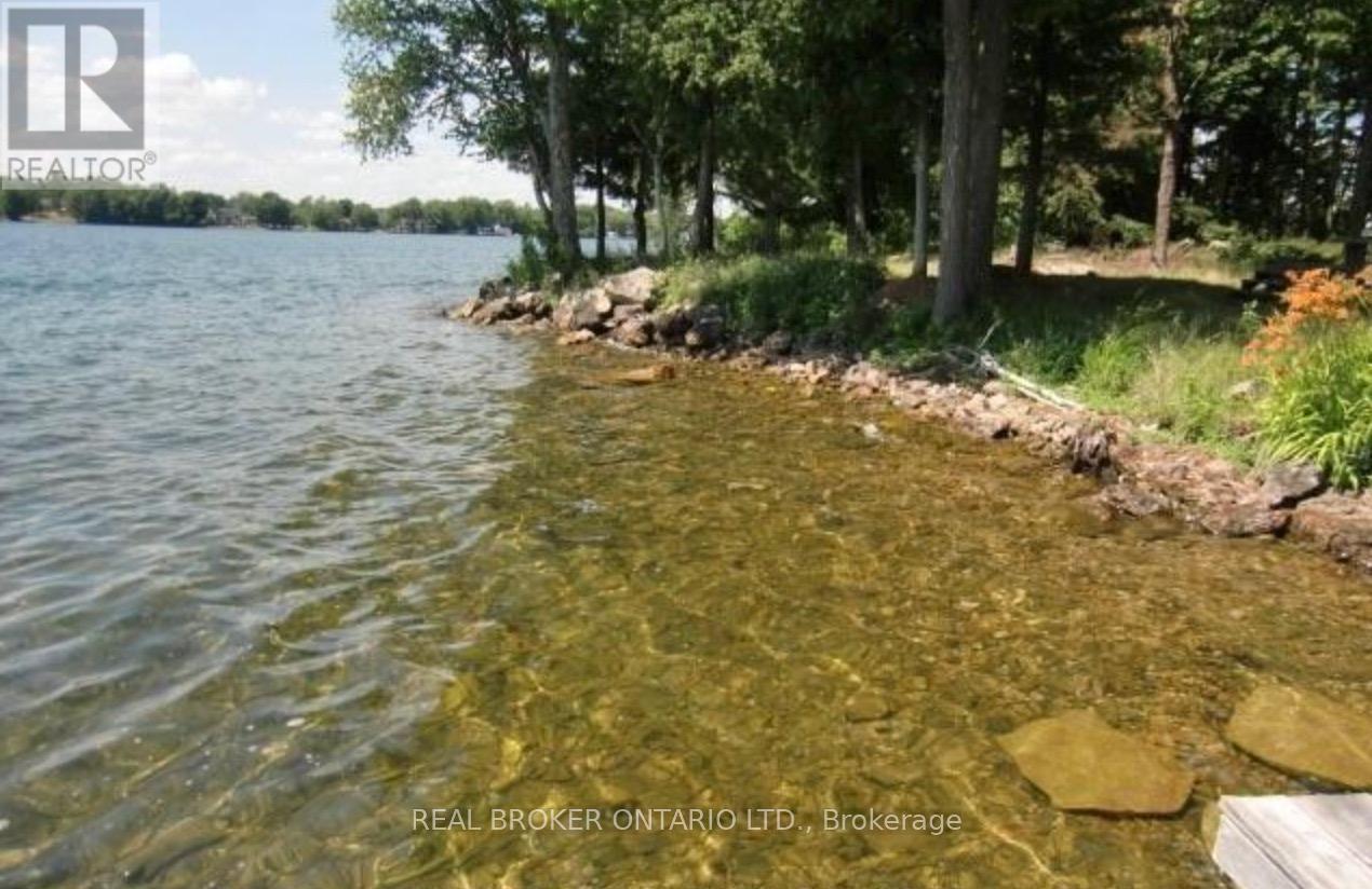101 Fairclough Island