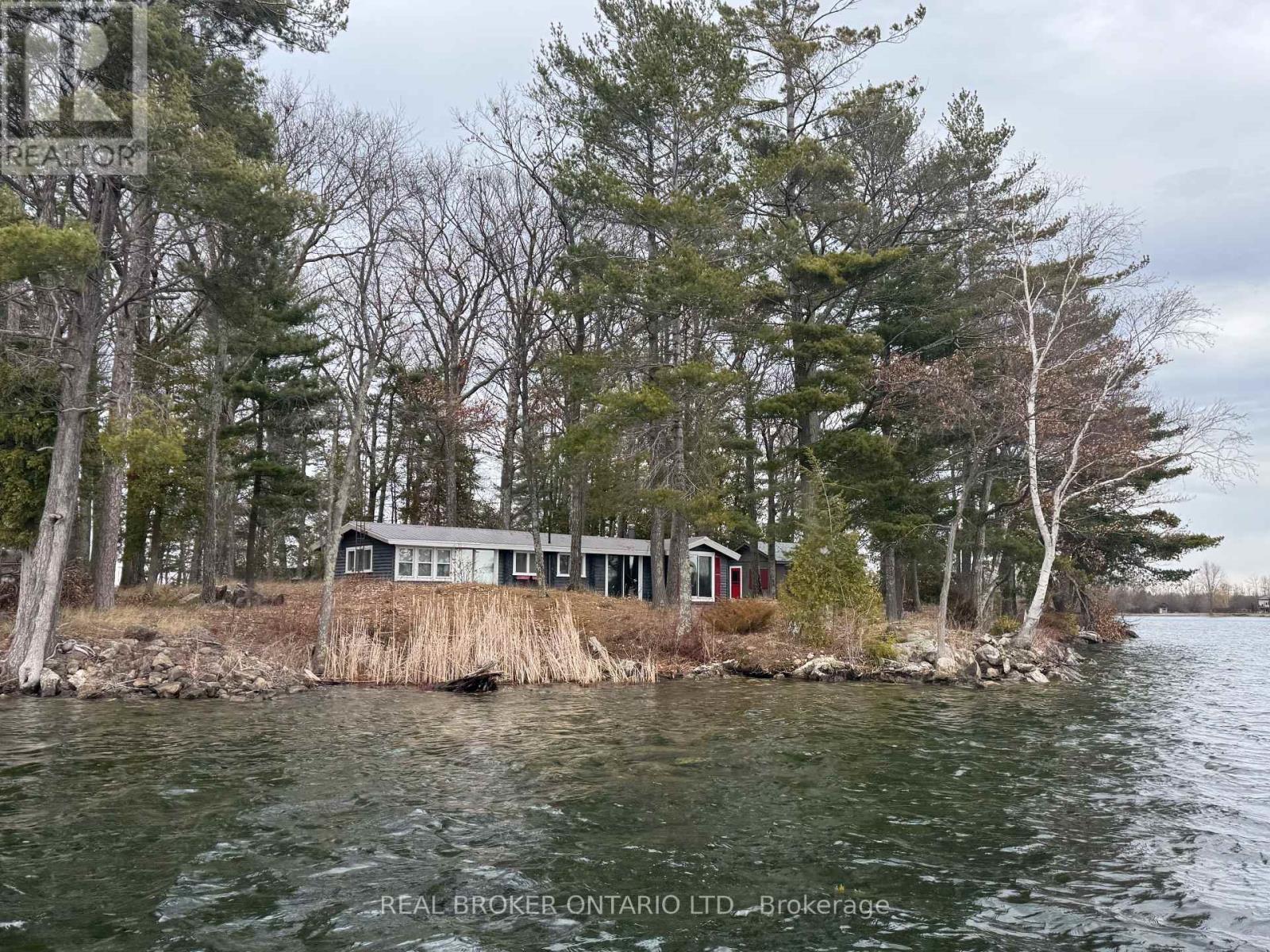 101 Fairclough Island