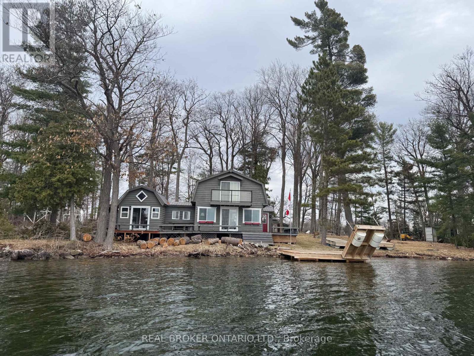 101 Fairclough Island