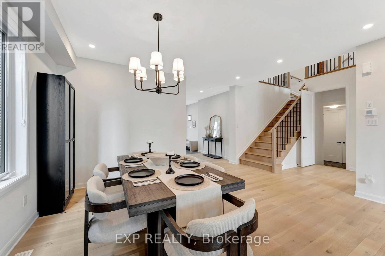 526 Anchor Circle